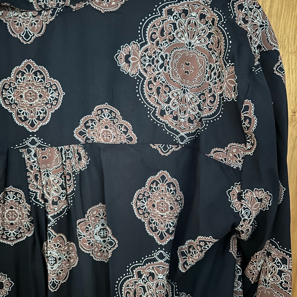 Button up Shirt Bundle - Picture 7 of 16